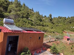 ΑΥΤΟΝΟΜΟ ΦΩΤΟΒΟΛΤΑΪΚΟ ΣΥΣΤΗΜΑ_5kWp_ΒΙΛΛΙΑ